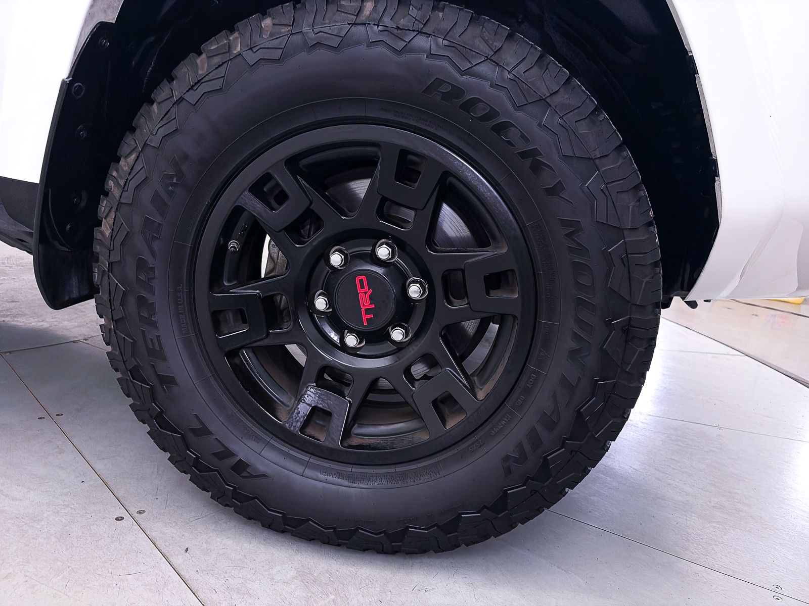 toyota 4runner 2018 JTEBU5JR5J5604330 image toyota 4runner 2018 JTEBU5JR5J5604330 image
