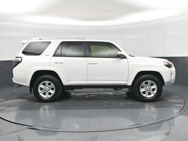 toyota 4runner 2018 JTEBU5JR2J5525133 image toyota 4runner 2018 JTEBU5JR2J5525133 image
