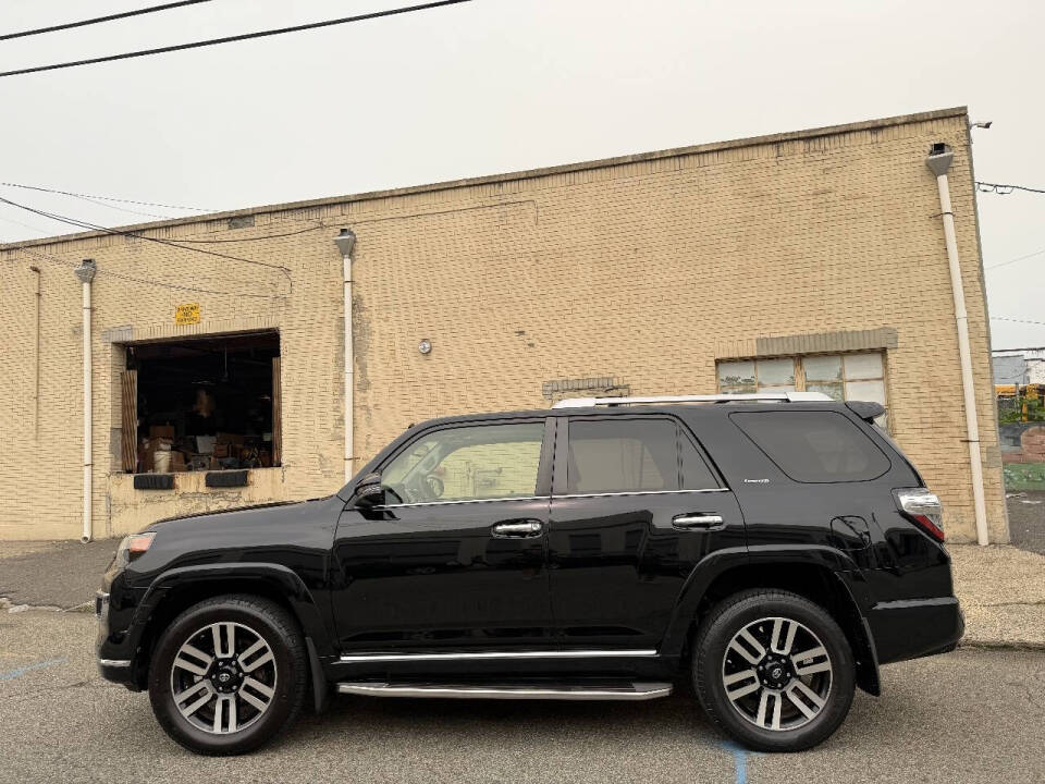 toyota 4runner 2018 JTEBU5JR7J5570844 image toyota 4runner 2018 JTEBU5JR7J5570844 image