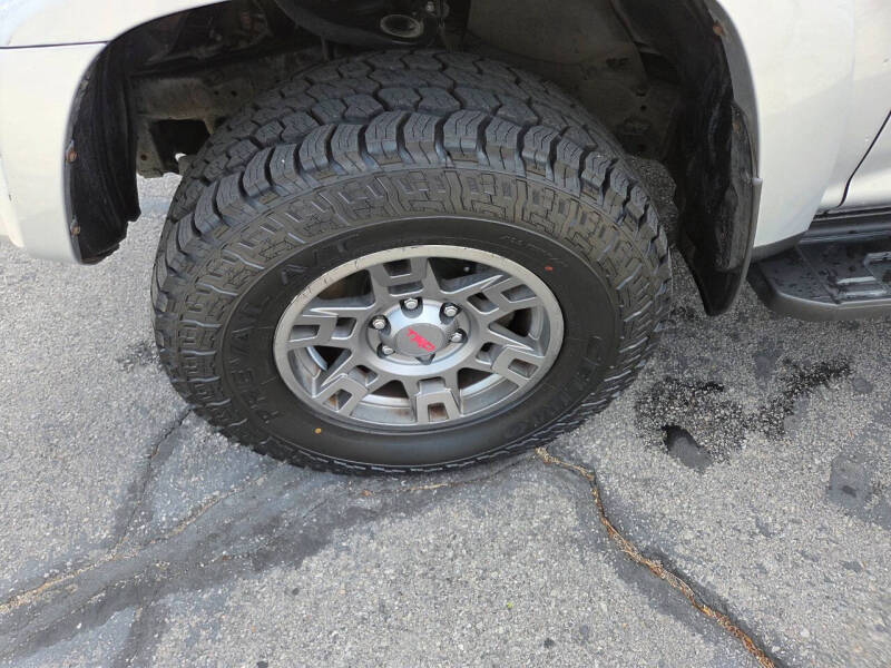 toyota 4runner 2018 JTEBU5JRXJ5536171 image toyota 4runner 2018 JTEBU5JRXJ5536171 image