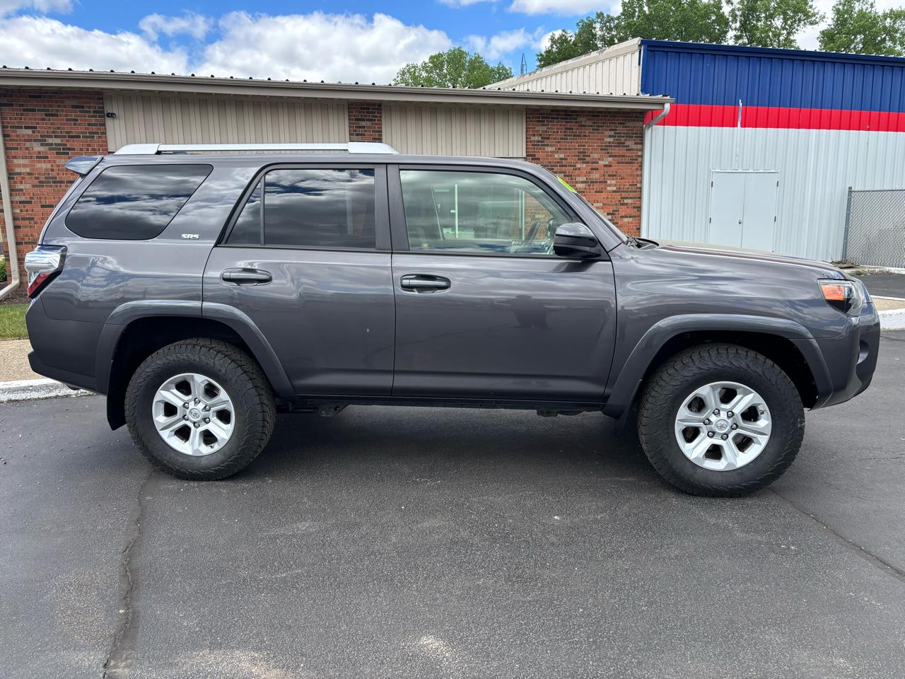 toyota 4runner 2018 JTEBU5JR8J5519191 image toyota 4runner 2018 JTEBU5JR8J5519191 image