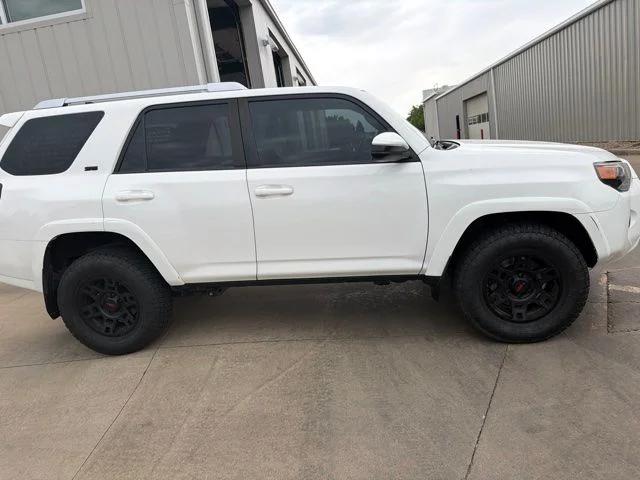 toyota 4runner 2018 JTEBU5JR5J5524073 image toyota 4runner 2018 JTEBU5JR5J5524073 image