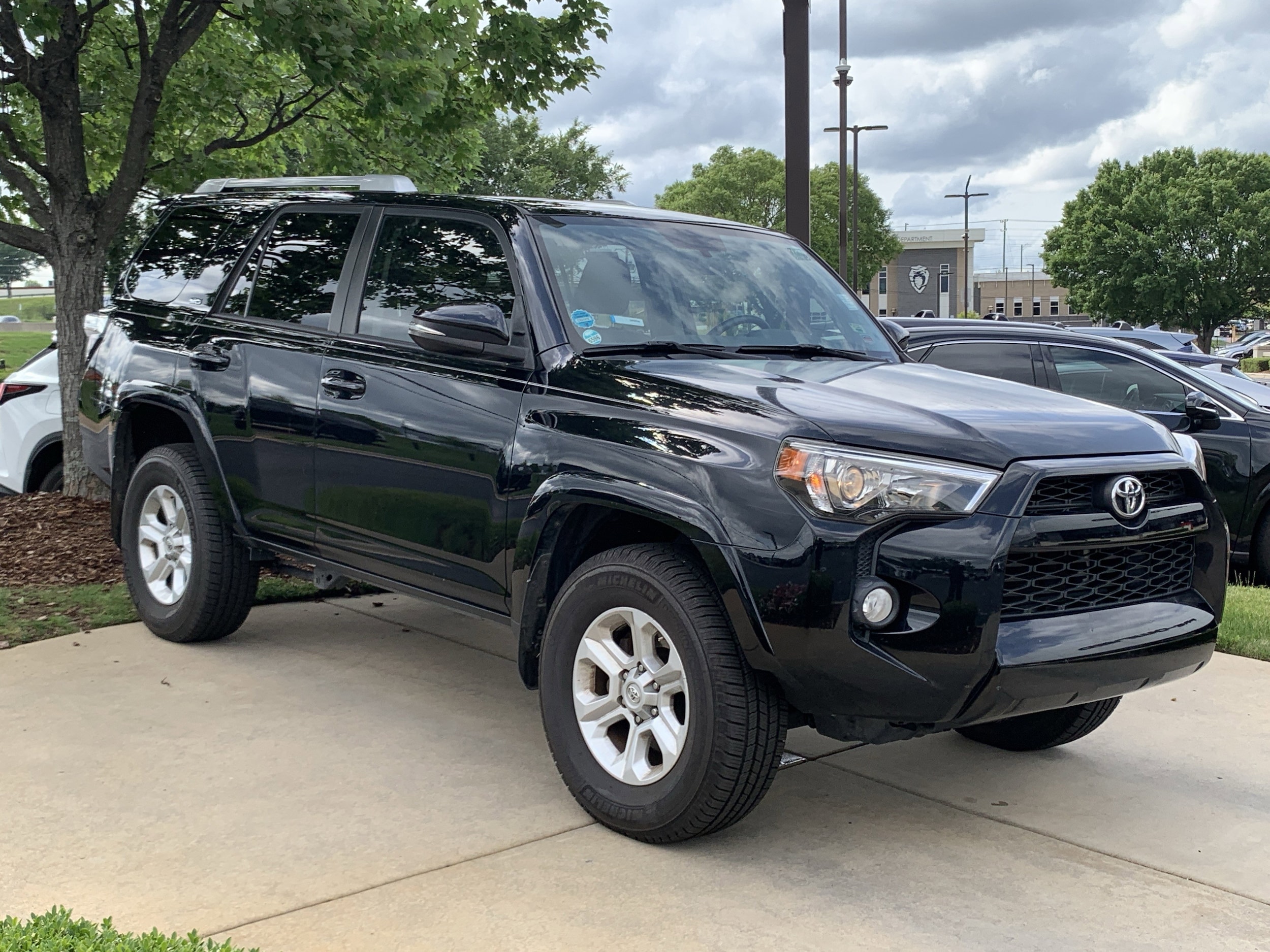 toyota 4runner 2018 JTEBU5JR4J5552219 image toyota 4runner 2018 JTEBU5JR4J5552219 image