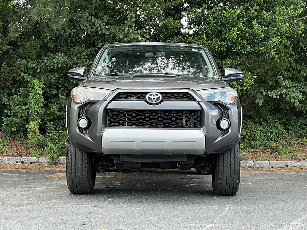 toyota 4runner 2018 JTEBU5JR7J5526696 image toyota 4runner 2018 JTEBU5JR7J5526696 image