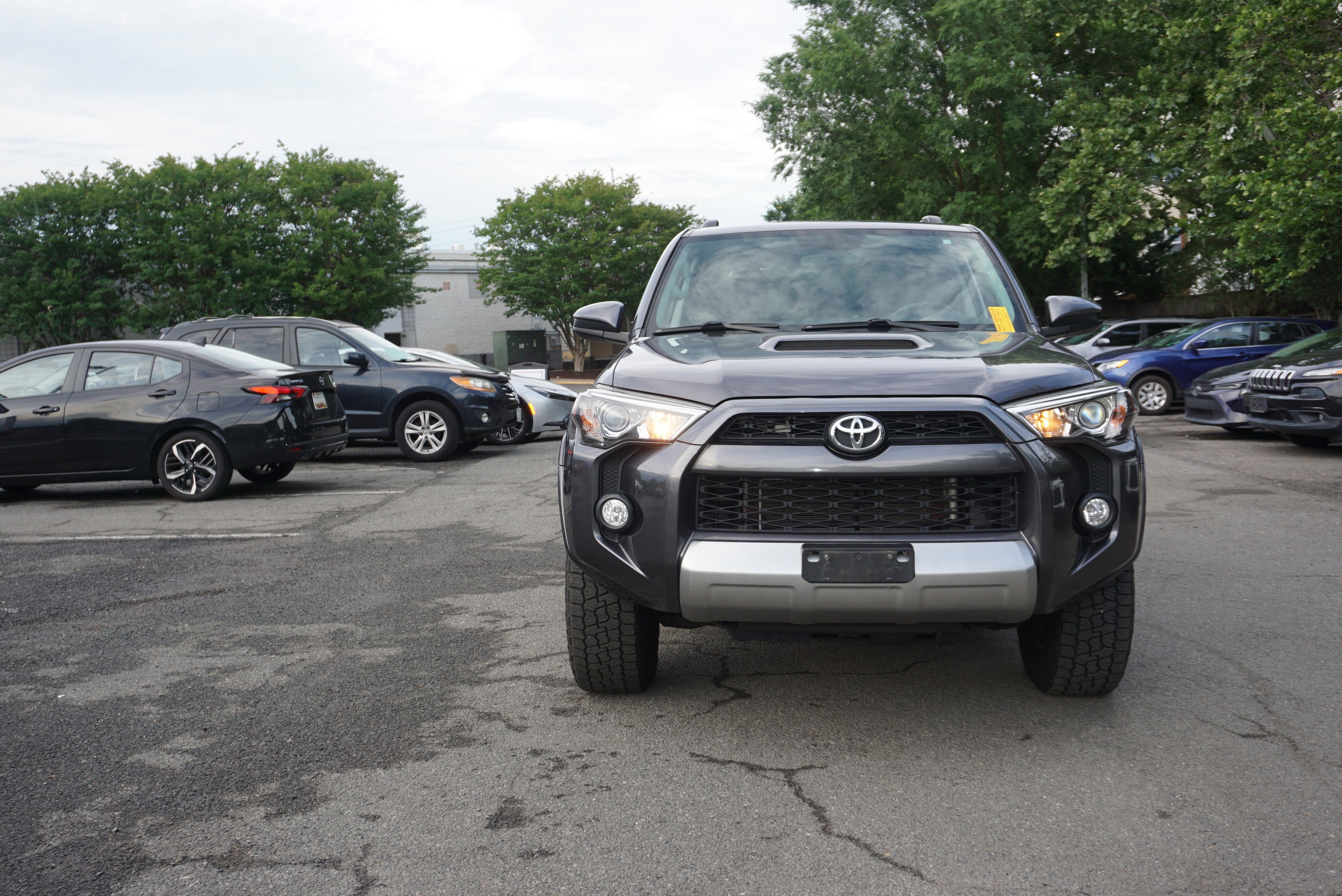 toyota 4runner 2018 JTEBU5JR3J5608330 image toyota 4runner 2018 JTEBU5JR3J5608330 image