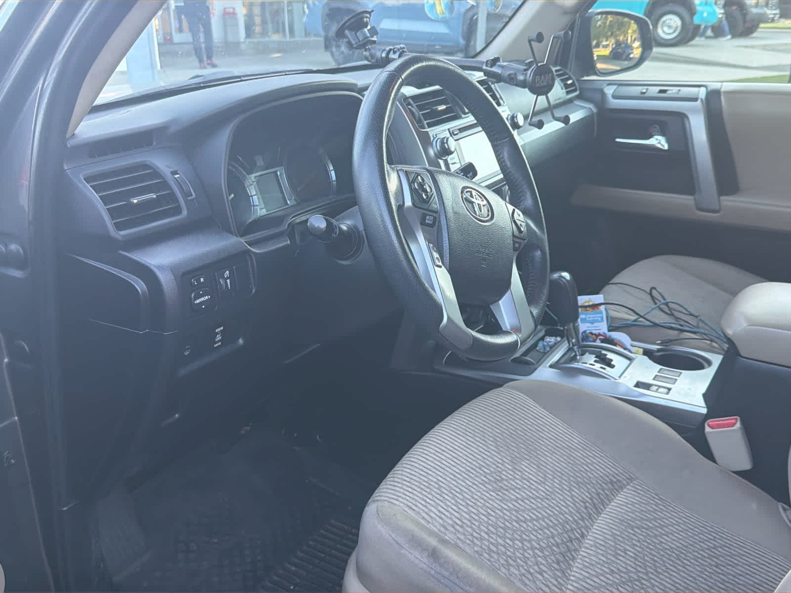 toyota 4runner 2017 JTEBU5JR0H5461961 image toyota 4runner 2017 JTEBU5JR0H5461961 image
