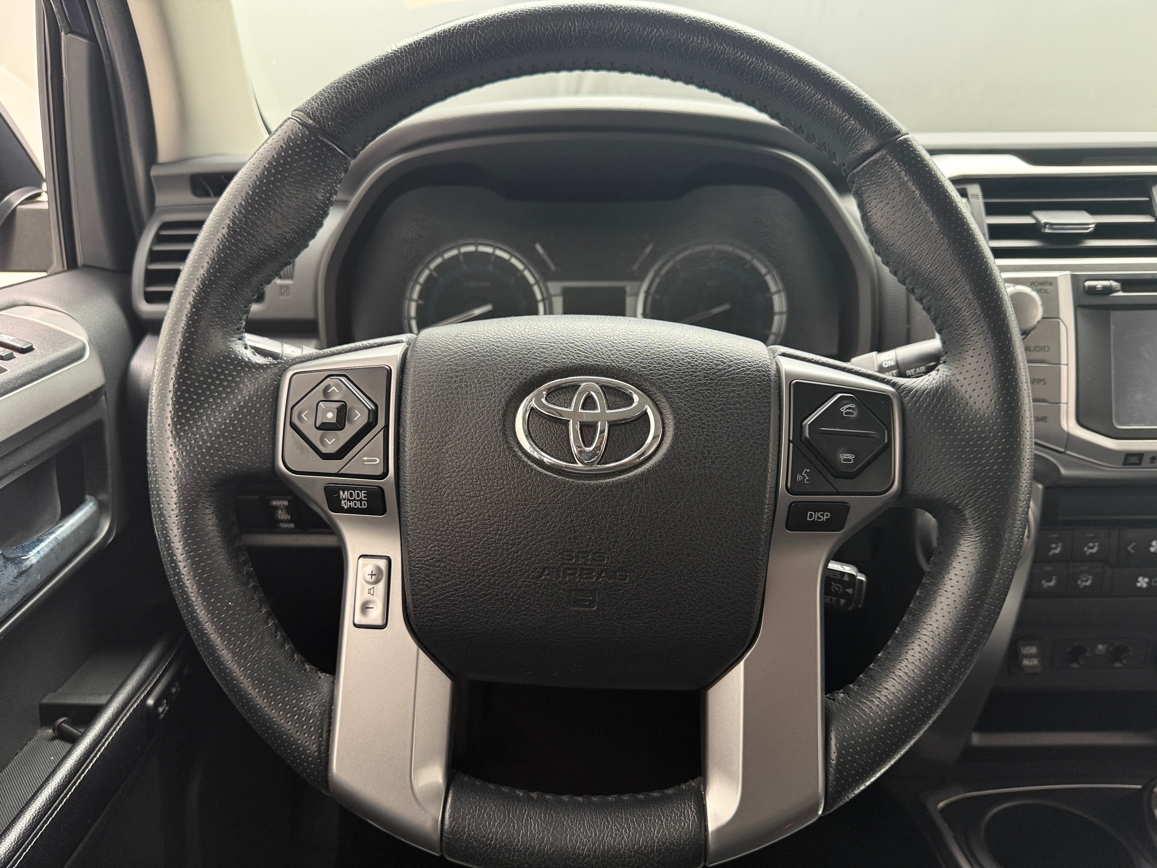 toyota 4runner 2017 JTEBU5JR6H5460068 image toyota 4runner 2017 JTEBU5JR6H5460068 image