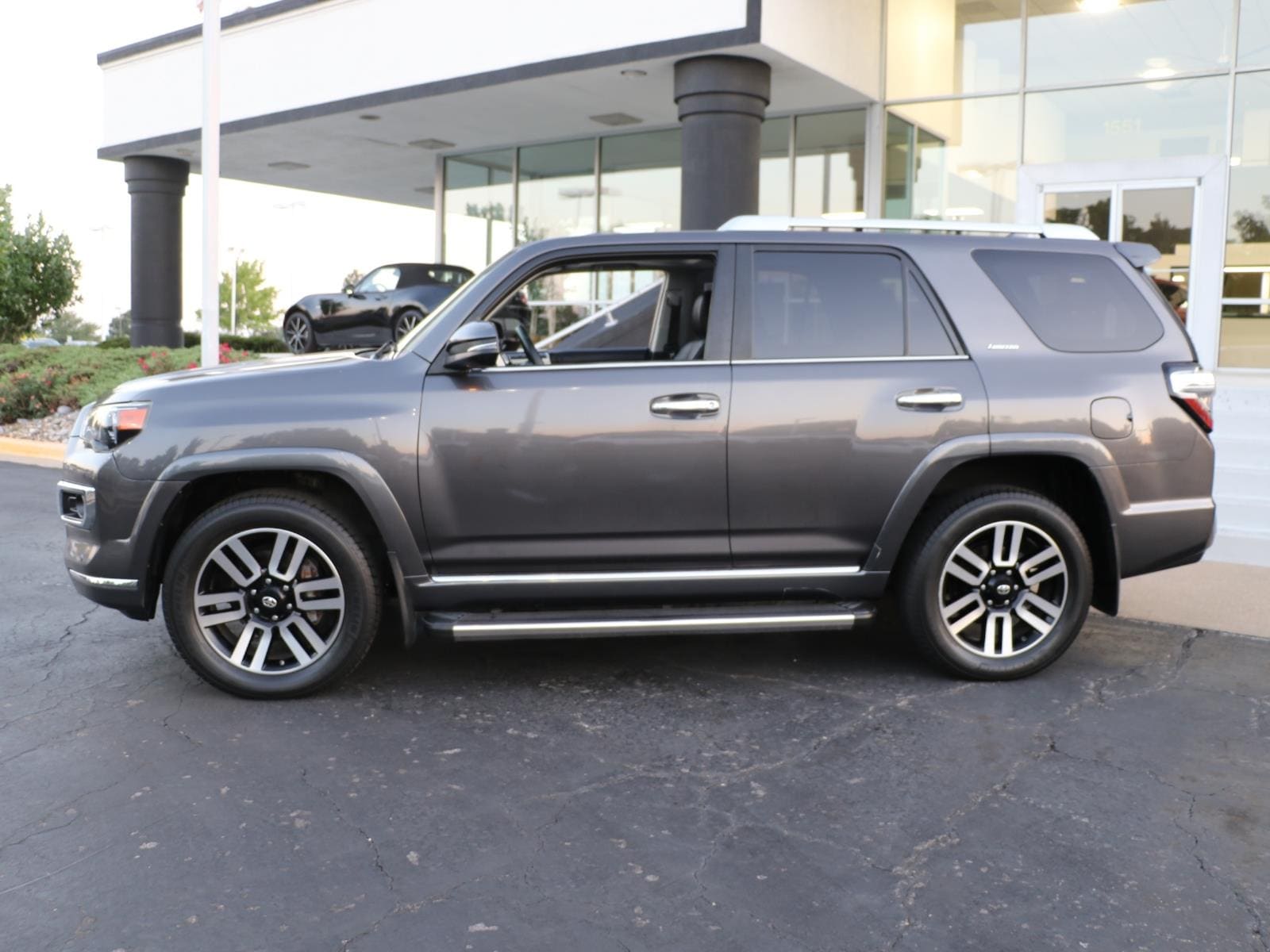 toyota 4runner 2017 JTEBU5JR3H5465695 image toyota 4runner 2017 JTEBU5JR3H5465695 image