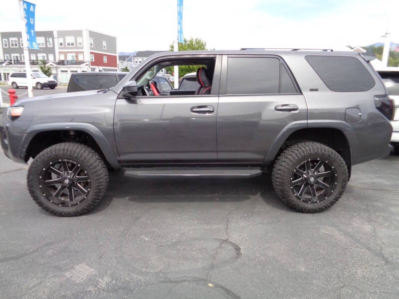 toyota 4runner 2017 JTEBU5JR4H5447559 image toyota 4runner 2017 JTEBU5JR4H5447559 image