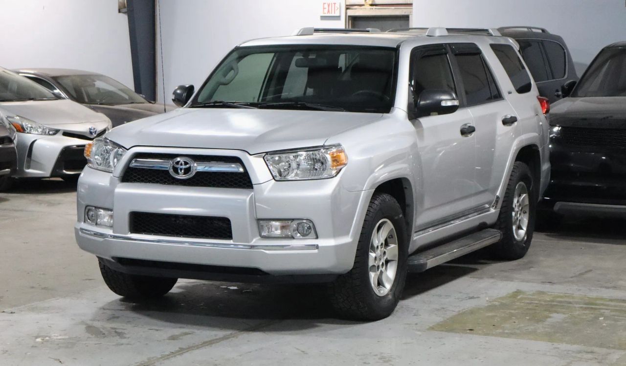 toyota 4runner 2012 JTEZU5JR6C5042813 image toyota 4runner 2012 JTEZU5JR6C5042813 image