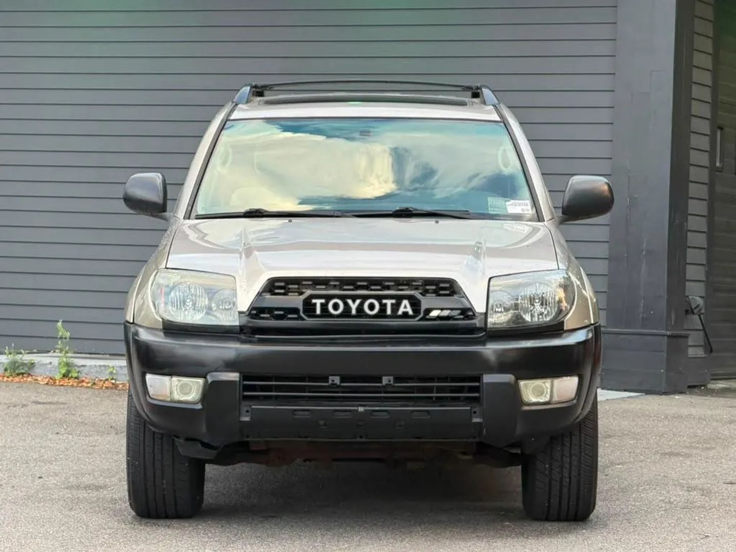 toyota 4runner 2004 JTEBU14R040043671 image toyota 4runner 2004 JTEBU14R040043671 image