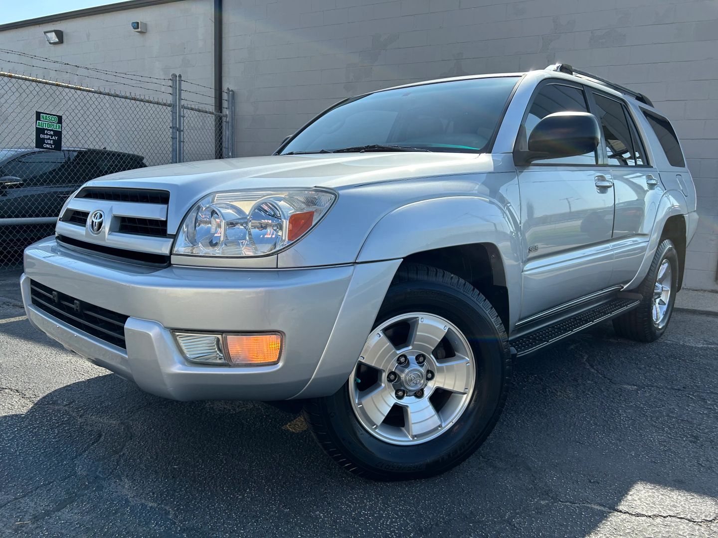 toyota 4runner 2004 JTEZU14R340035563 image toyota 4runner 2004 JTEZU14R340035563 image