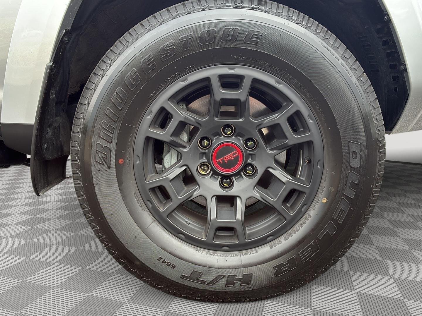 toyota 4runner 2024 JTERU5JR4R6299696 image toyota 4runner 2024 JTERU5JR4R6299696 image