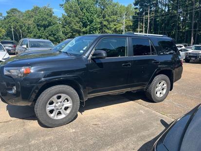 toyota 4runner 2024 JTEEU5JRXR5308311 image