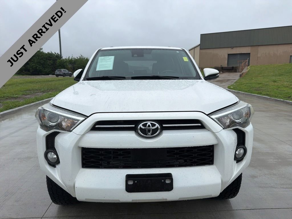 toyota 4runner 2020 JTEBU5JR7L5756175 image toyota 4runner 2020 JTEBU5JR7L5756175 image