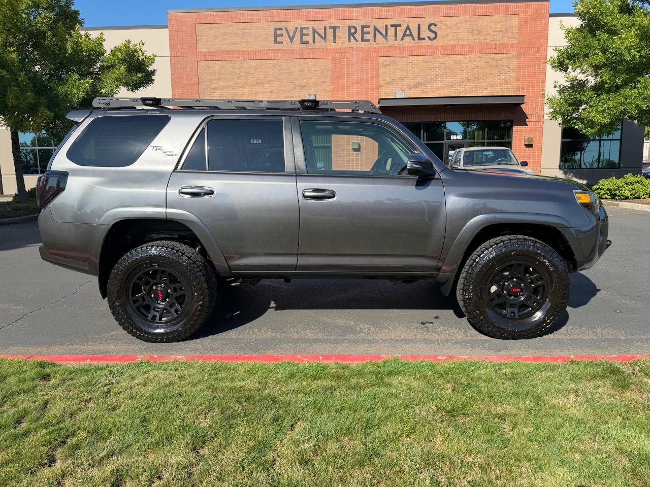 toyota 4runner 2020 JTEBU5JR9L5745470 image toyota 4runner 2020 JTEBU5JR9L5745470 image