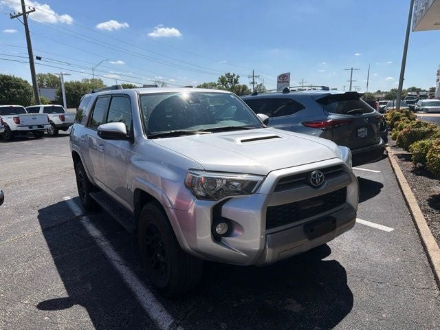 toyota 4runner 2020 JTEBU5JR9L5770451 image toyota 4runner 2020 JTEBU5JR9L5770451 image