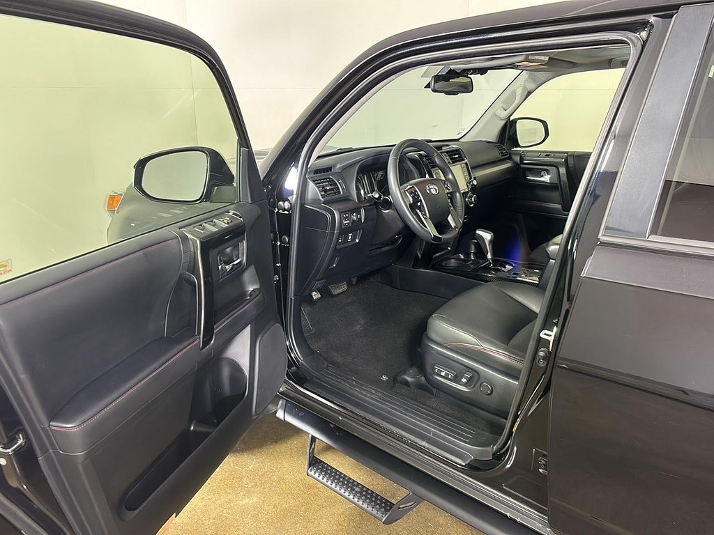 toyota 4runner 2020 JTEBU5JR9L5811905 image toyota 4runner 2020 JTEBU5JR9L5811905 image