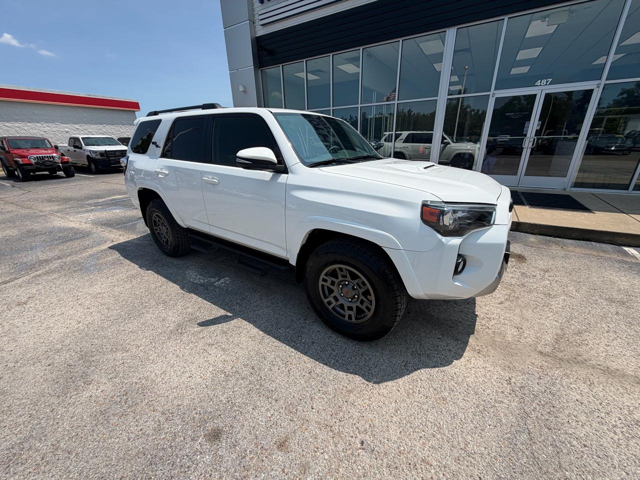 toyota 4runner 2020 JTEBU5JR1L5812191 image toyota 4runner 2020 JTEBU5JR1L5812191 image