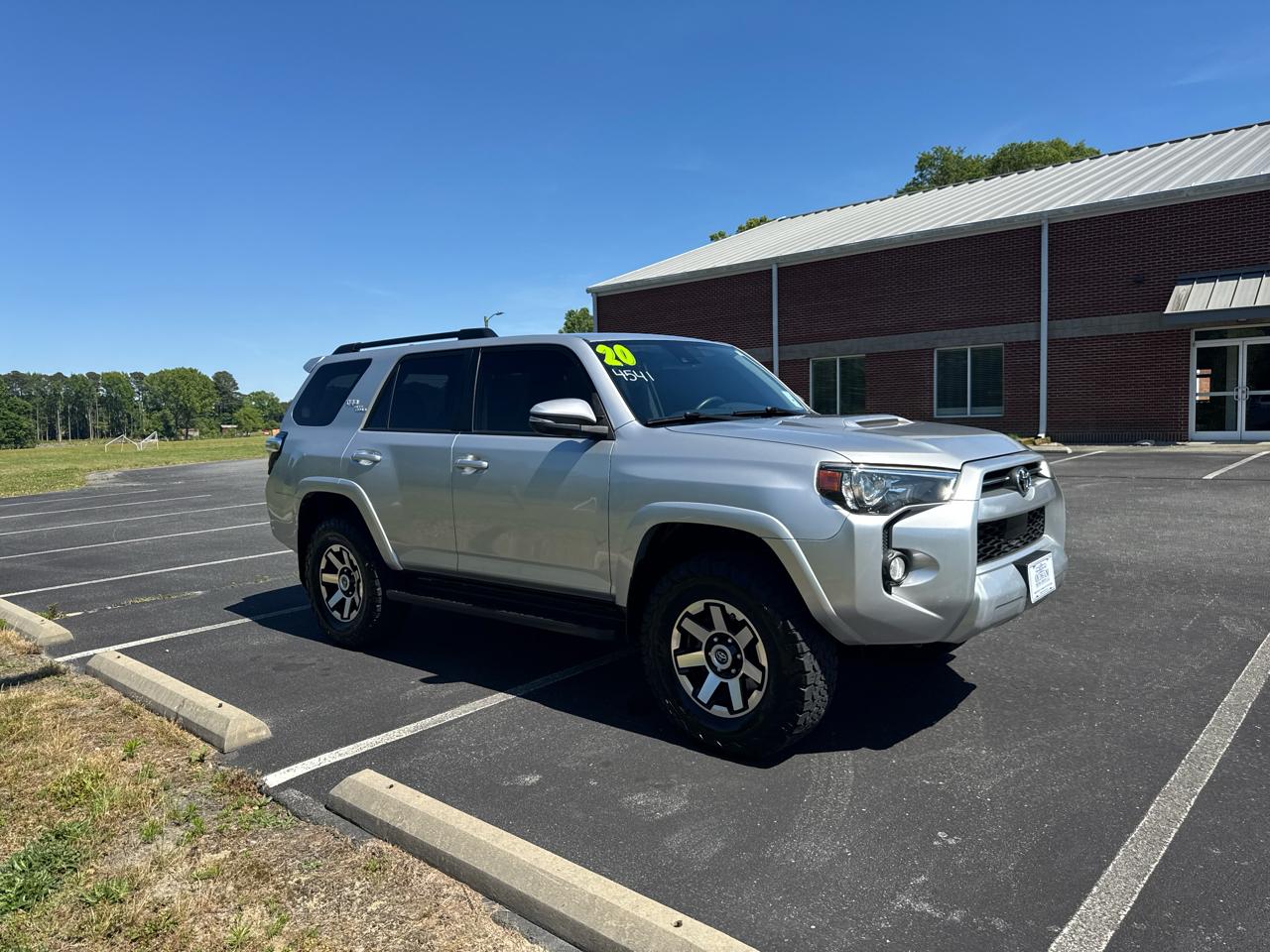 toyota 4runner 2020 JTEBU5JR2L5799032 image toyota 4runner 2020 JTEBU5JR2L5799032 image
