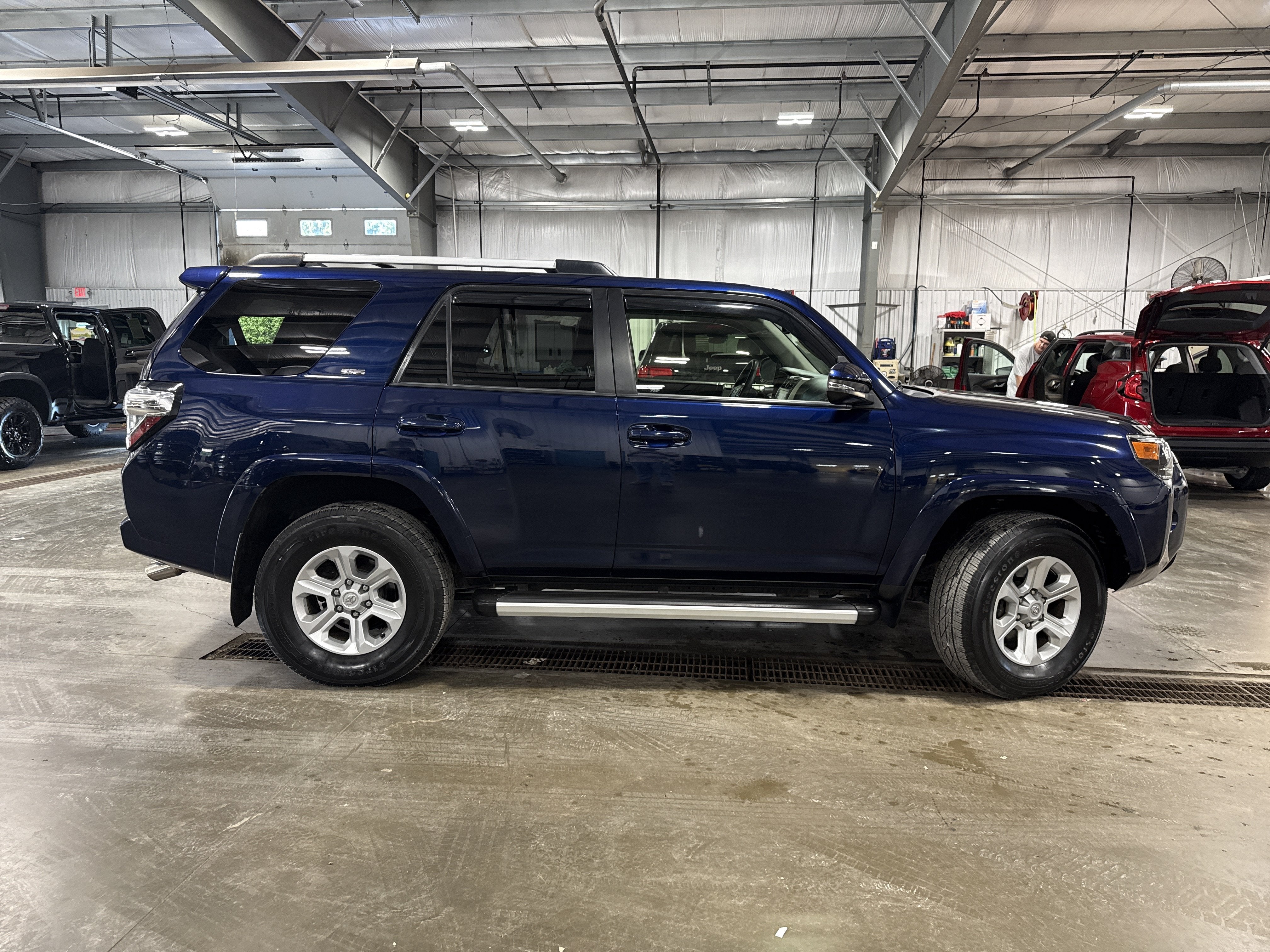 toyota 4runner 2020 JTEBU5JR6L5810713 image toyota 4runner 2020 JTEBU5JR6L5810713 image