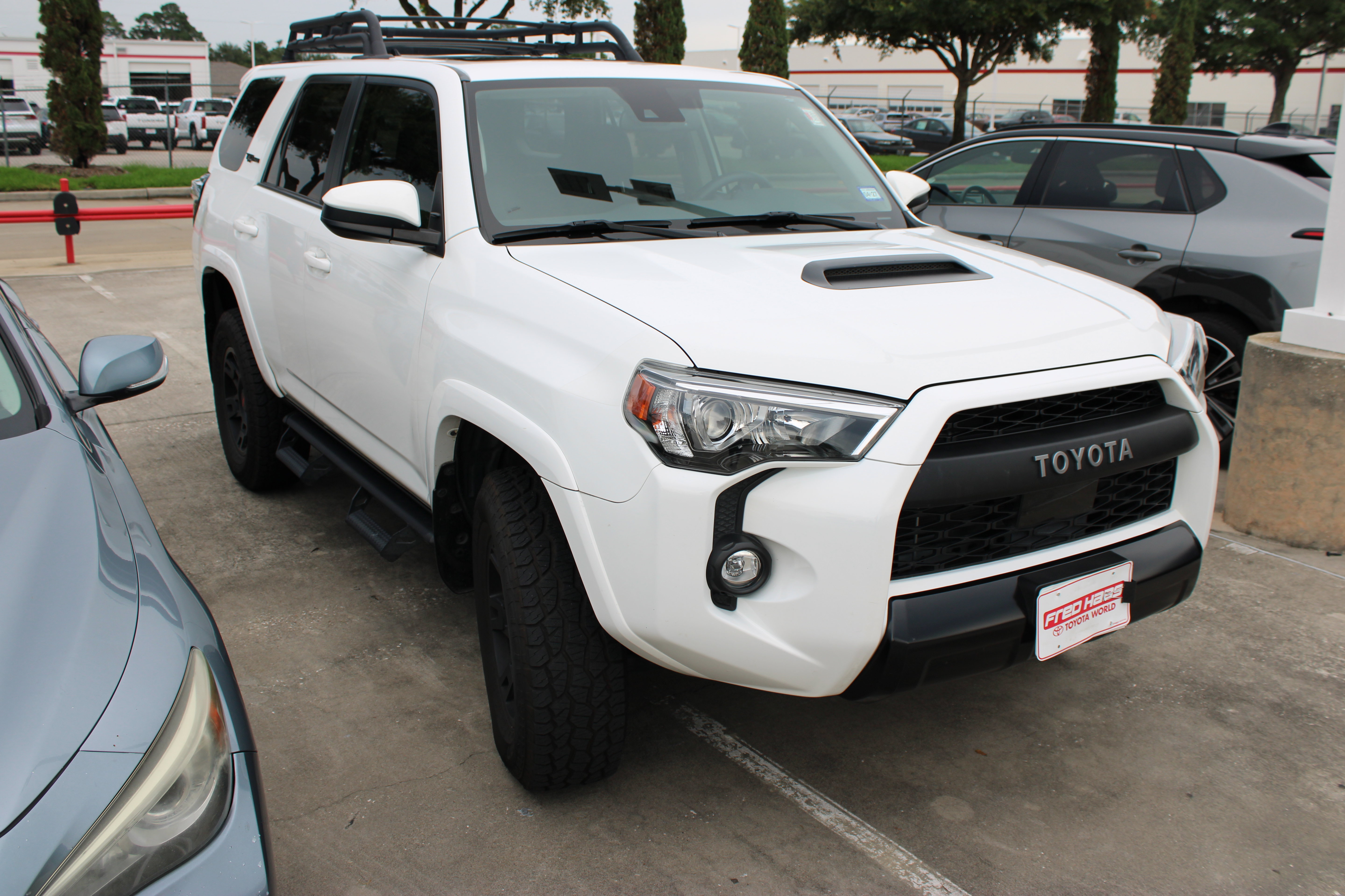 toyota 4runner 2020 JTEBU5JR8L5807019 image toyota 4runner 2020 JTEBU5JR8L5807019 image