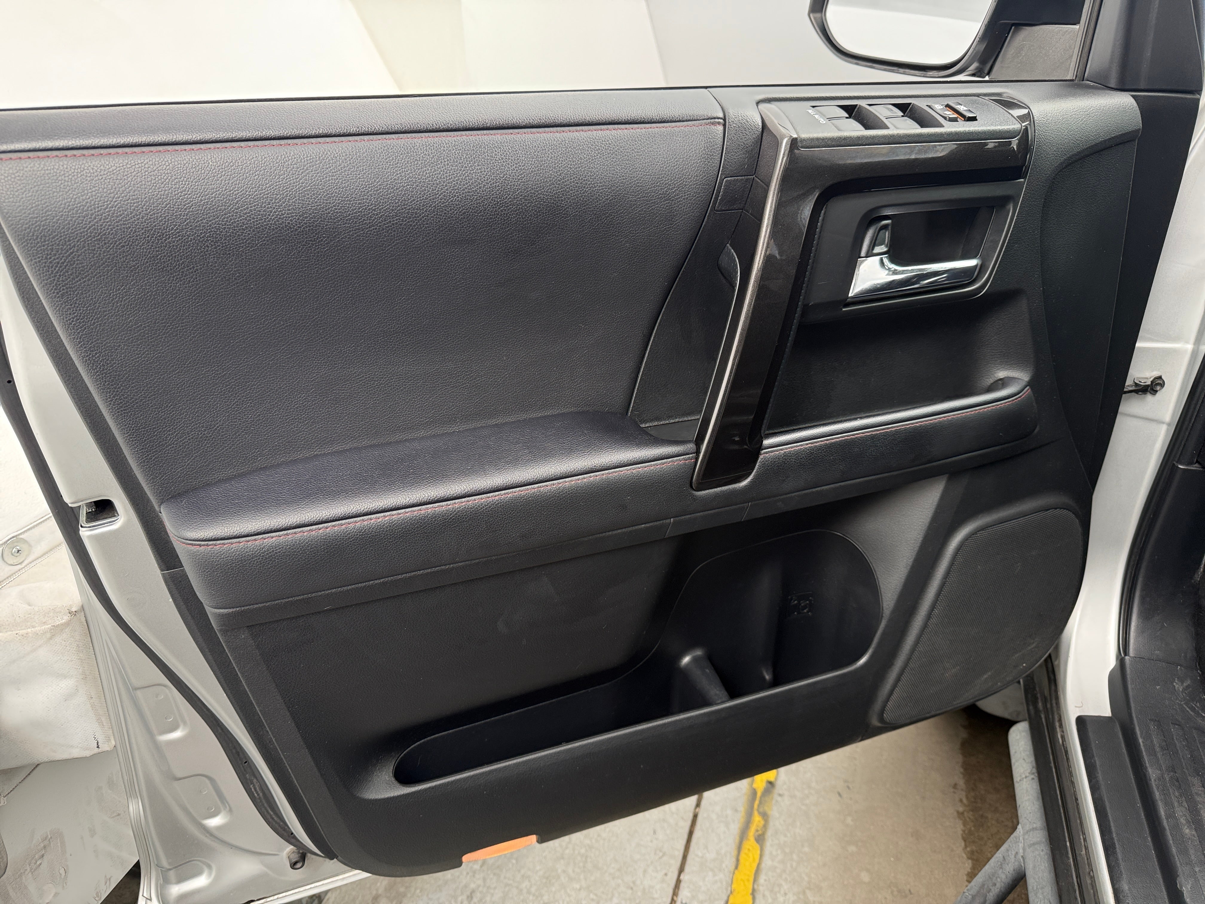 toyota 4runner 2020 JTEBU5JR8L5815931 image toyota 4runner 2020 JTEBU5JR8L5815931 image