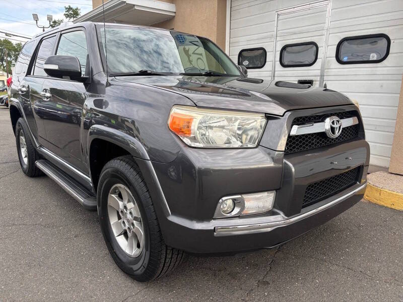 toyota 4runner 2011 JTEBU5JR0B5039518 image