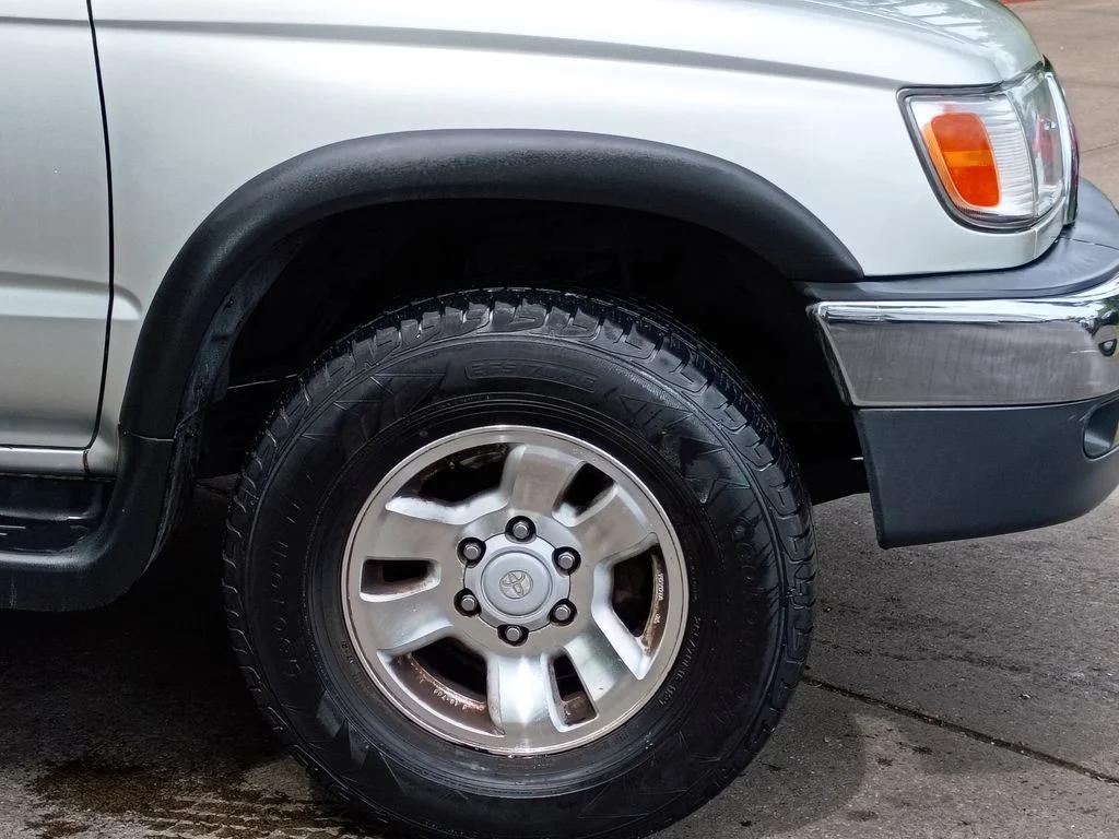 toyota 4runner 2000 JT3HN86R6Y0280855 image toyota 4runner 2000 JT3HN86R6Y0280855 image