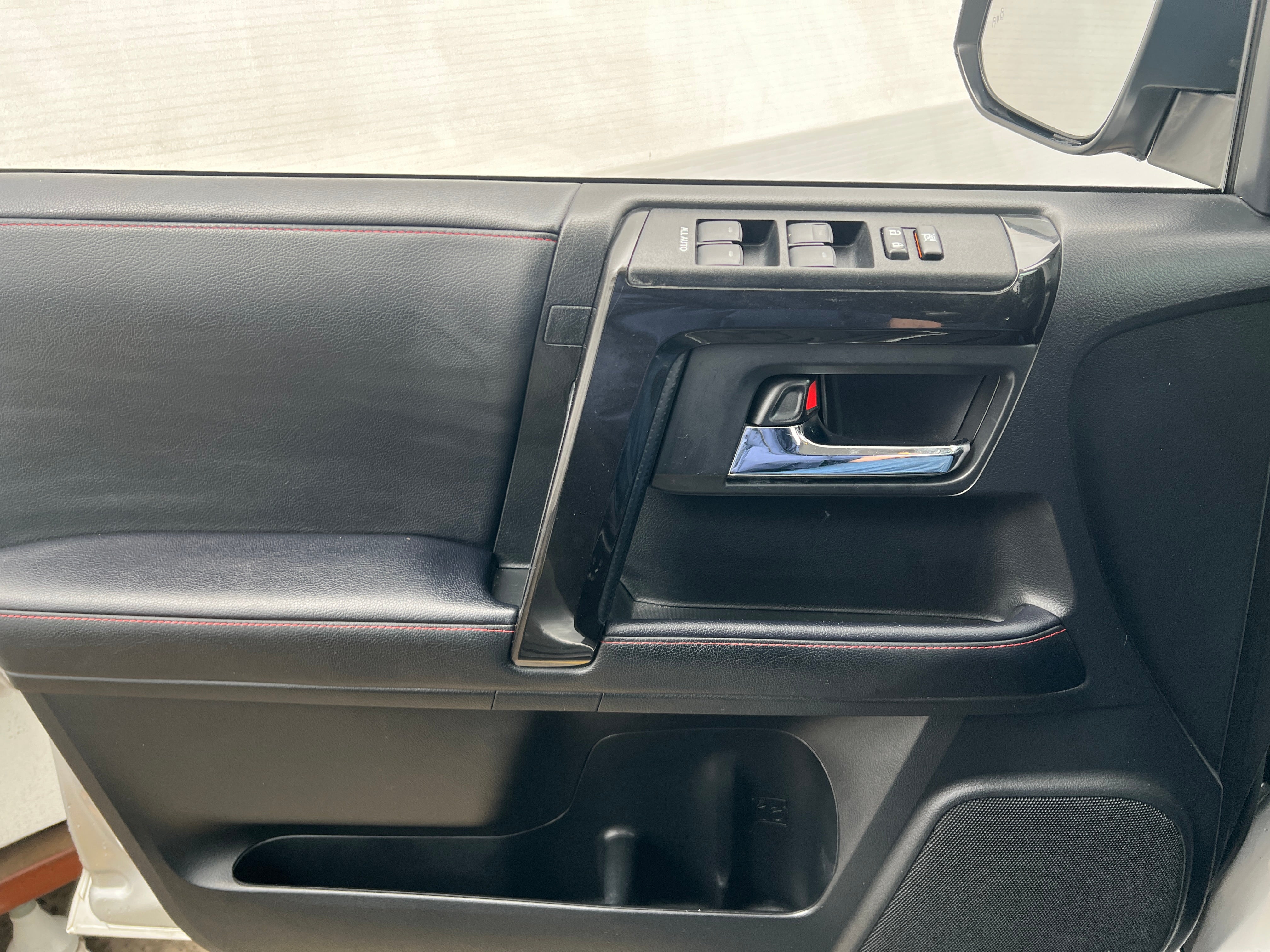 Toyota 4Runner 2022 JTERU5JRXN5990103 image Toyota 4Runner 2022 JTERU5JRXN5990103 image