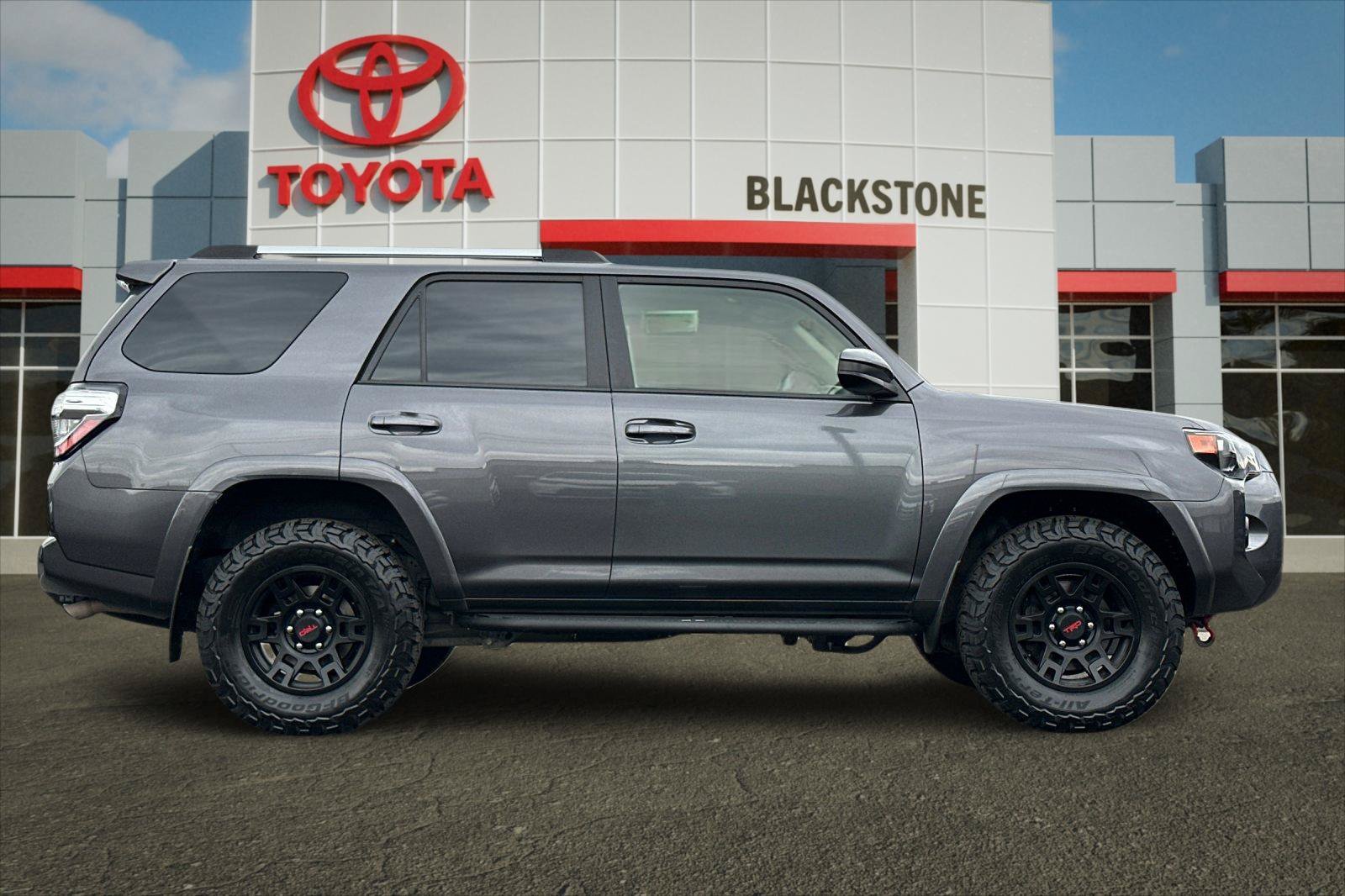 toyota 4runner 2022 JTEMU5JR0N5994624 image toyota 4runner 2022 JTEMU5JR0N5994624 image