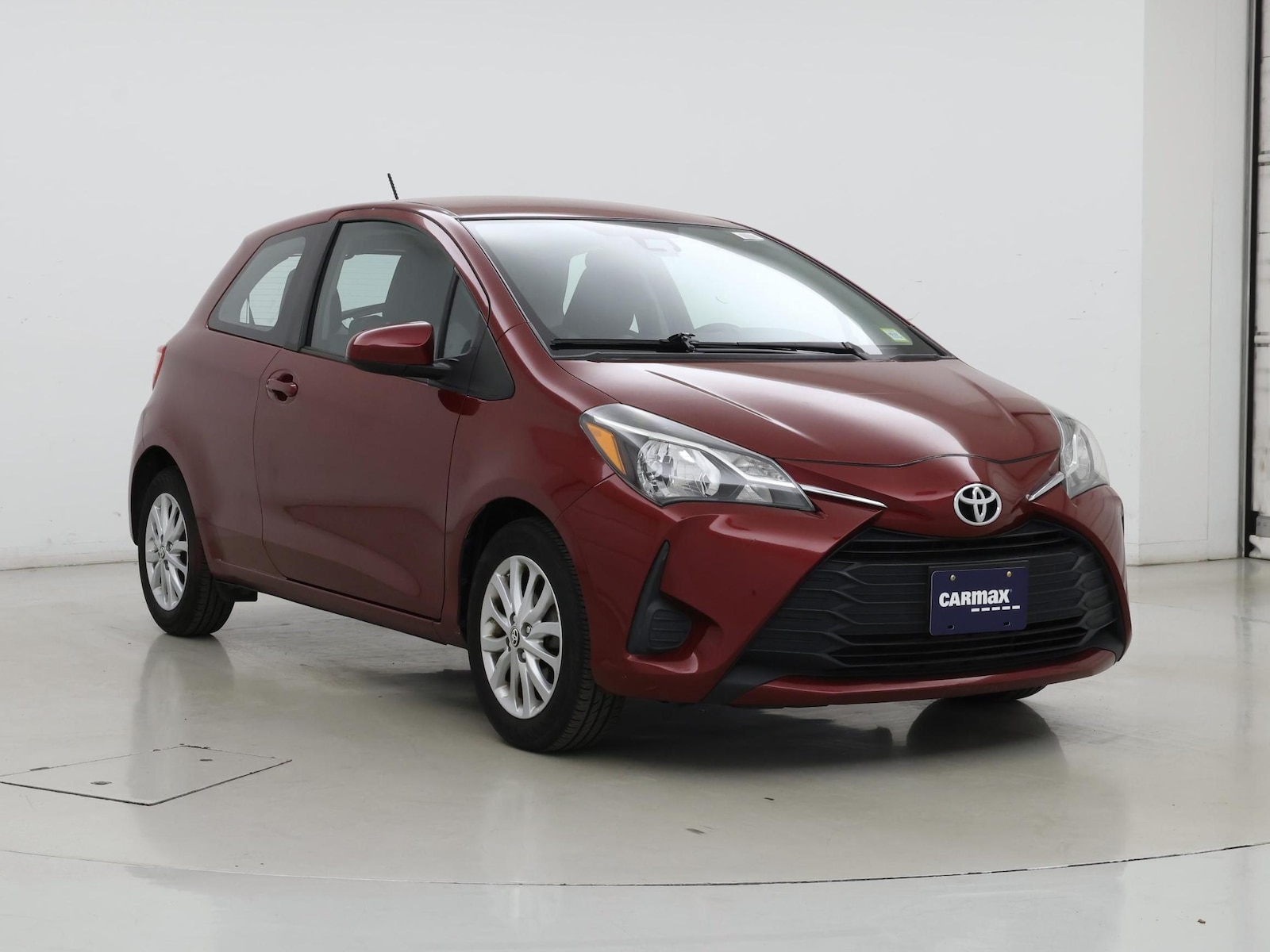 toyota yaris 2018 VNKJTUD39JA091182 image toyota yaris 2018 VNKJTUD39JA091182 image
