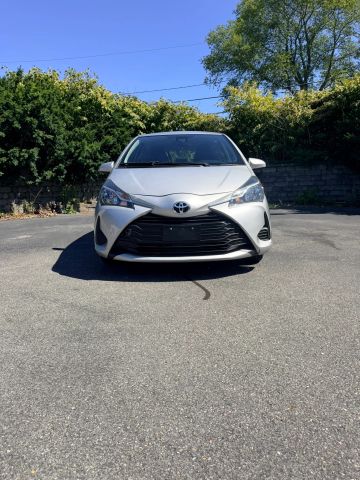 toyota yaris 2018 VNKJTUD37JA088006 image toyota yaris 2018 VNKJTUD37JA088006 image