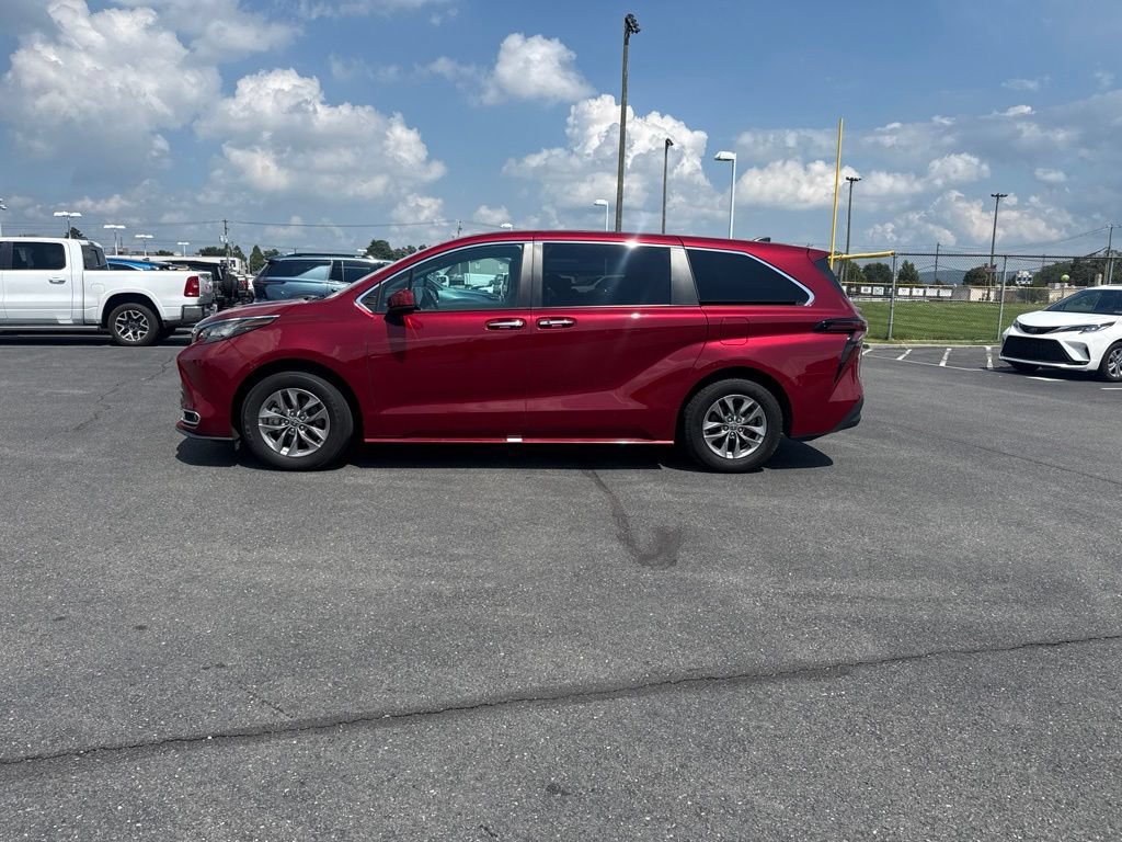 toyota sienna 2023 5TDYSKFC3PS105455 image toyota sienna 2023 5TDYSKFC3PS105455 image