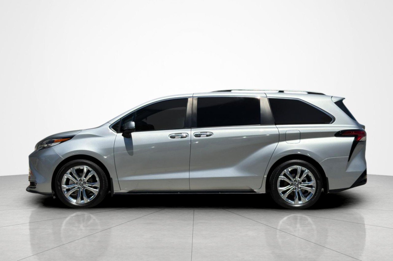 toyota sienna 2023 5TDERKEC6PS178657 image toyota sienna 2023 5TDERKEC6PS178657 image