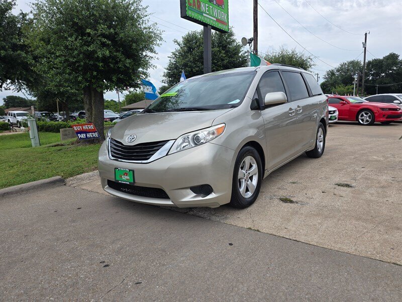 toyota sienna 2016 5TDKK3DC0GS749400 image toyota sienna 2016 5TDKK3DC0GS749400 image