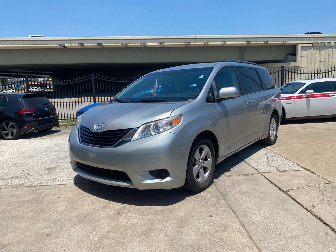 toyota sienna 2016 5TDKK3DC5GS751238 image