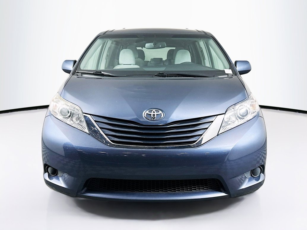 toyota sienna 2016 5TDKK3DC5GS737162 image