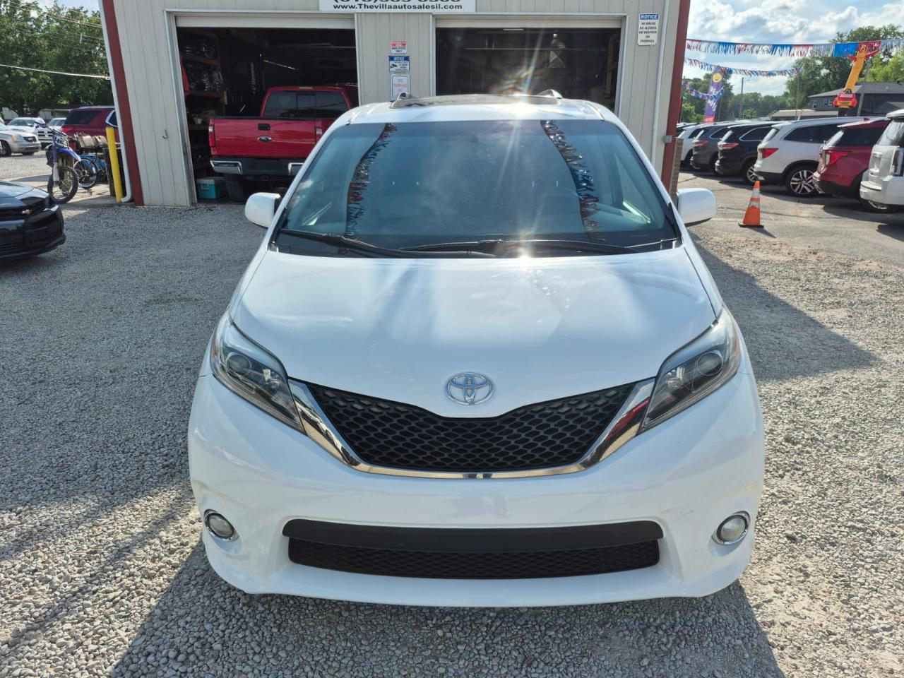 toyota sienna 2016 5TDXK3DC2GS751042 image toyota sienna 2016 5TDXK3DC2GS751042 image