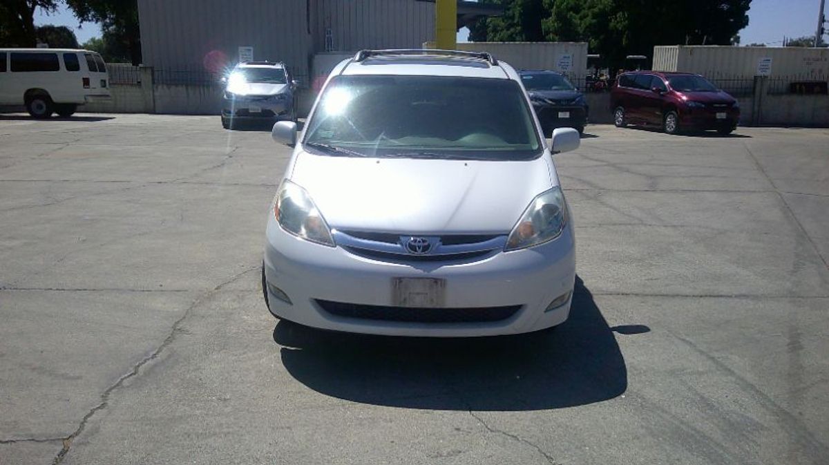 toyota sienna 2008 5TDZK22C68S181764 image toyota sienna 2008 5TDZK22C68S181764 image