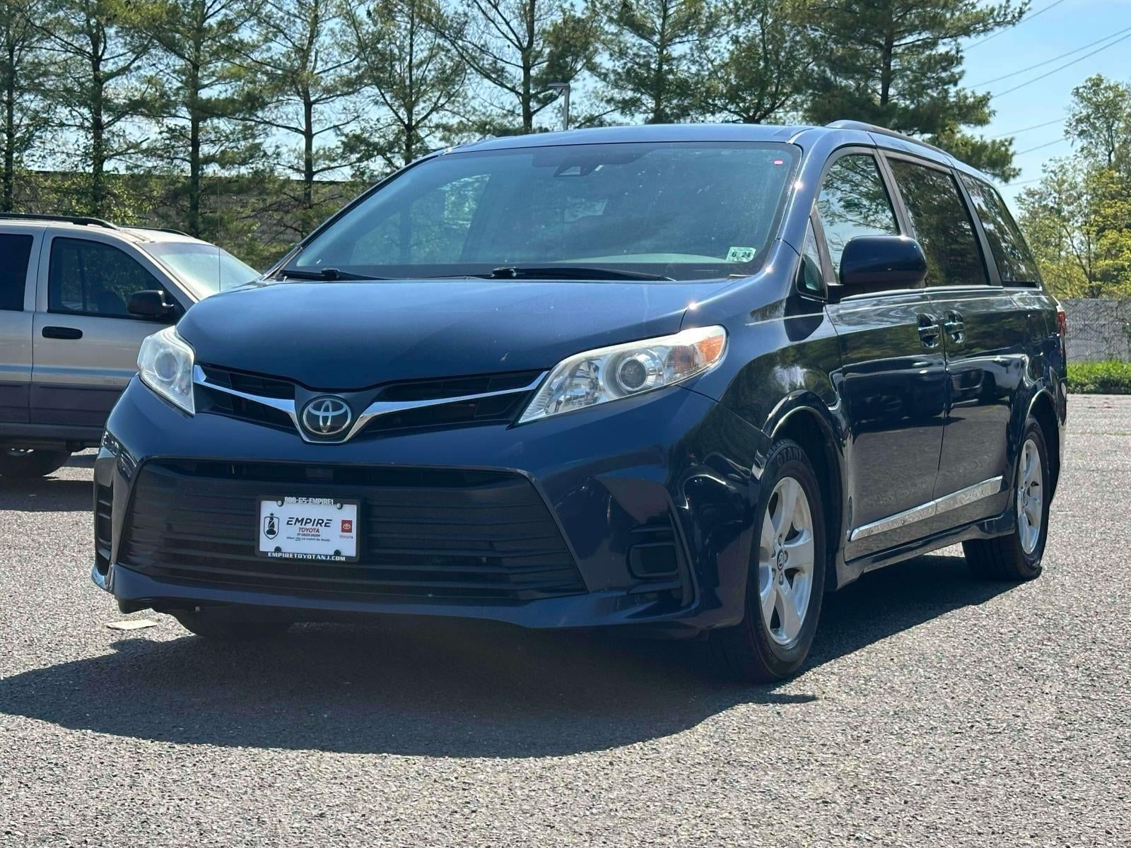 toyota sienna 2019 5TDKZ3DC4KS012978 image toyota sienna 2019 5TDKZ3DC4KS012978 image