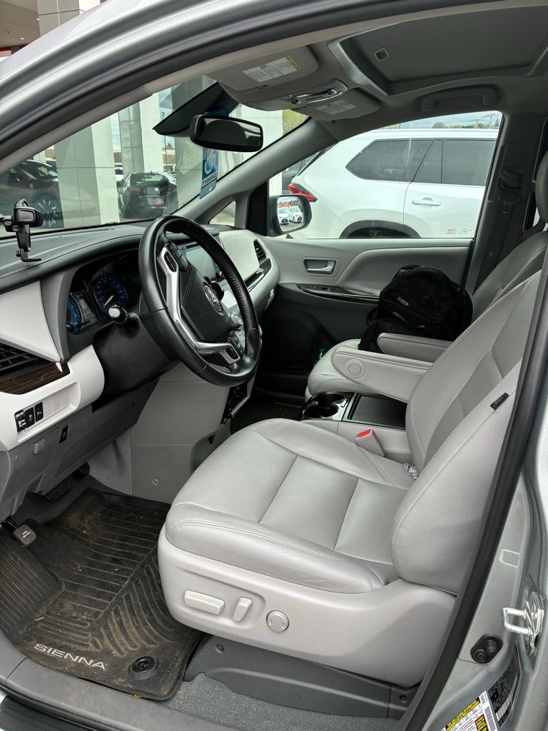 toyota sienna 2019 5TDDZ3DCXKS222185 image toyota sienna 2019 5TDDZ3DCXKS222185 image