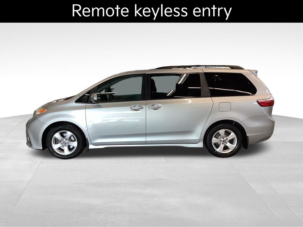 toyota sienna 2019 5TDKZ3DC0KS009995 image toyota sienna 2019 5TDKZ3DC0KS009995 image