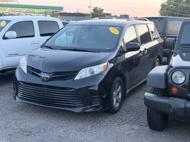 toyota sienna 2019 5TDZZ3DC8KS991872 image toyota sienna 2019 5TDZZ3DC8KS991872 image