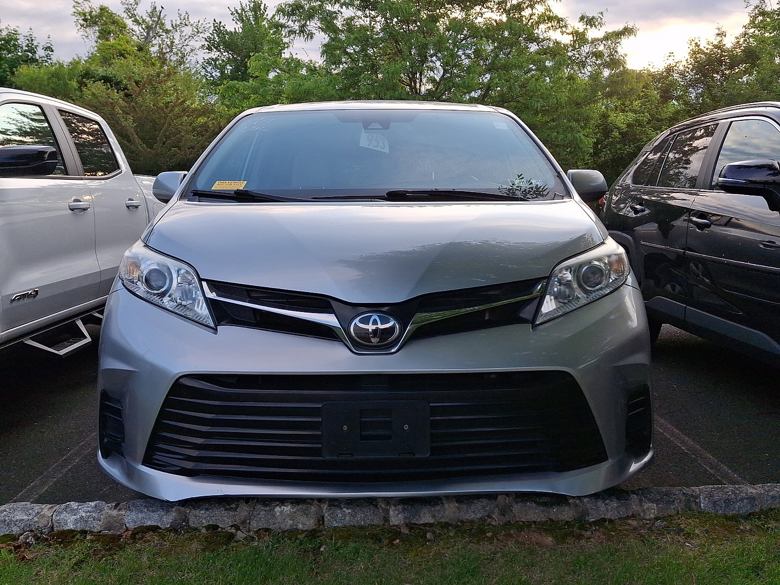 toyota sienna 2019 5TDKZ3DC8KS987533 image toyota sienna 2019 5TDKZ3DC8KS987533 image