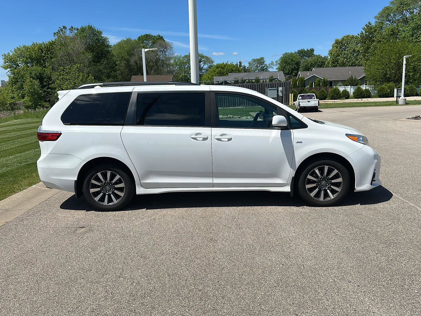 toyota sienna 2019 5TDJZ3DC0KS222926 image toyota sienna 2019 5TDJZ3DC0KS222926 image