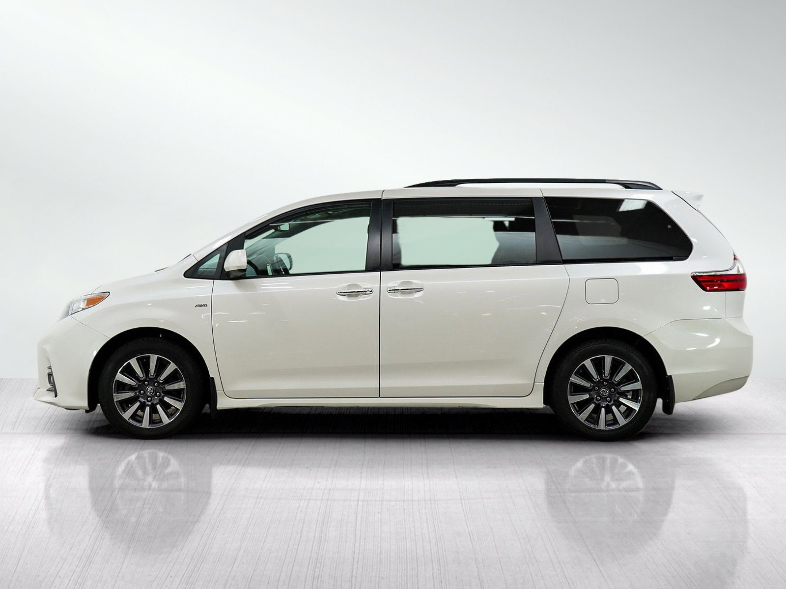 toyota sienna 2019 5TDDZ3DC3KS226241 image toyota sienna 2019 5TDDZ3DC3KS226241 image