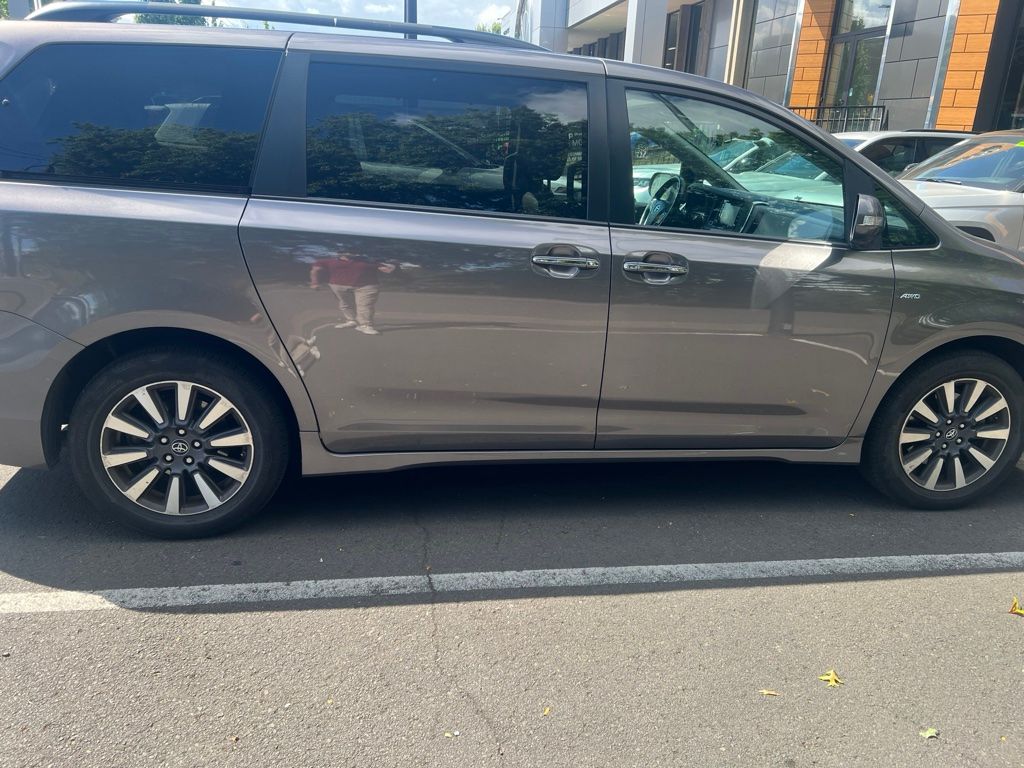 toyota sienna 2019 5TDDZ3DC0KS226682 image toyota sienna 2019 5TDDZ3DC0KS226682 image