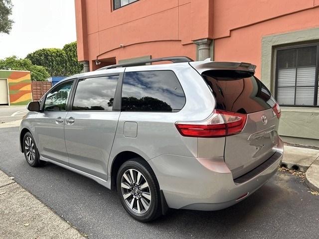 toyota sienna 2018 5TDDZ3DC1JS198891 image toyota sienna 2018 5TDDZ3DC1JS198891 image
