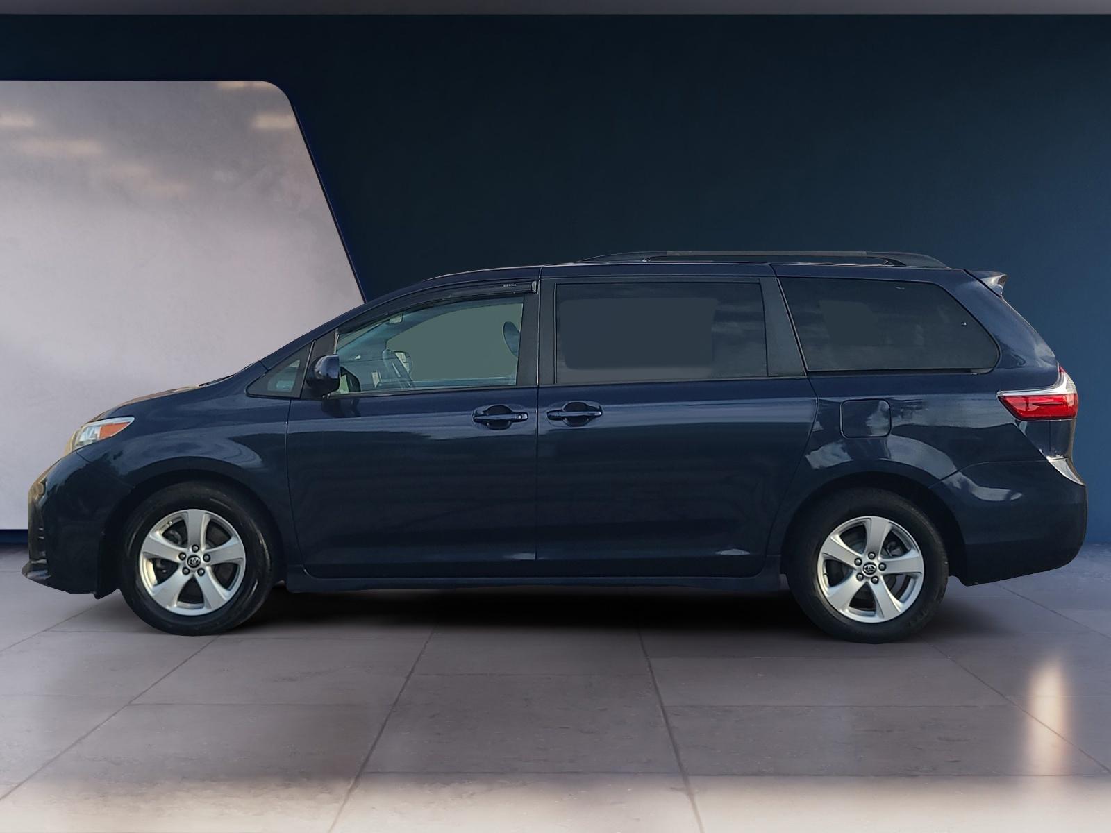 toyota sienna 2018 5TDKZ3DC4JS918014 image toyota sienna 2018 5TDKZ3DC4JS918014 image